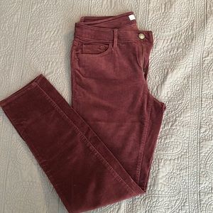 Loft Curvy Skinny corduroy pant size 8/29 in burgundy. like new